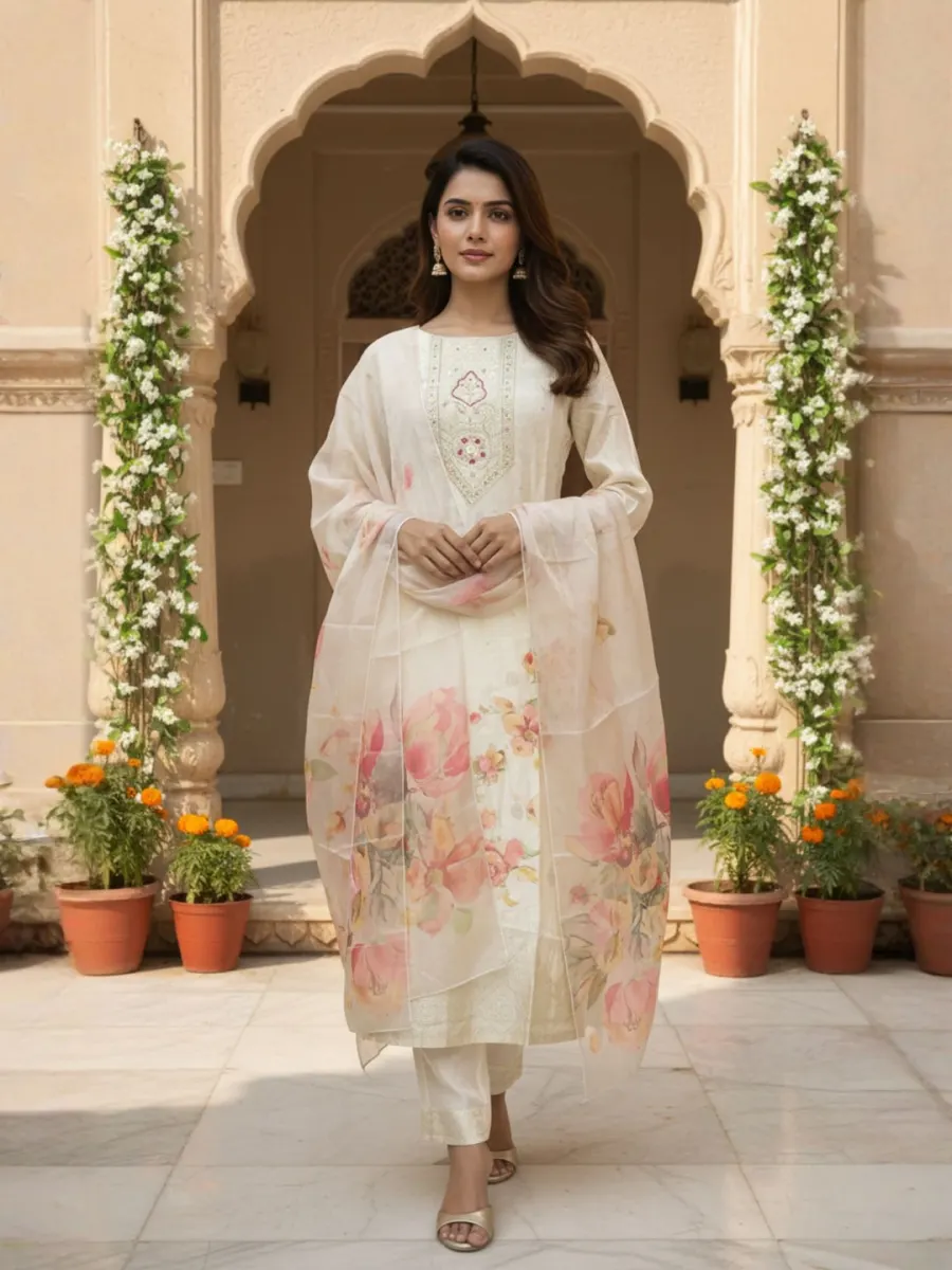 Noor-e-Aab Cream Luxury Pret Set